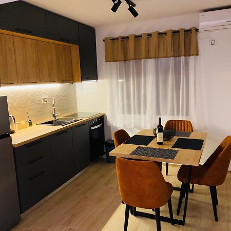 Om Apartment Podgoriçe Dış mekan fotoğraf